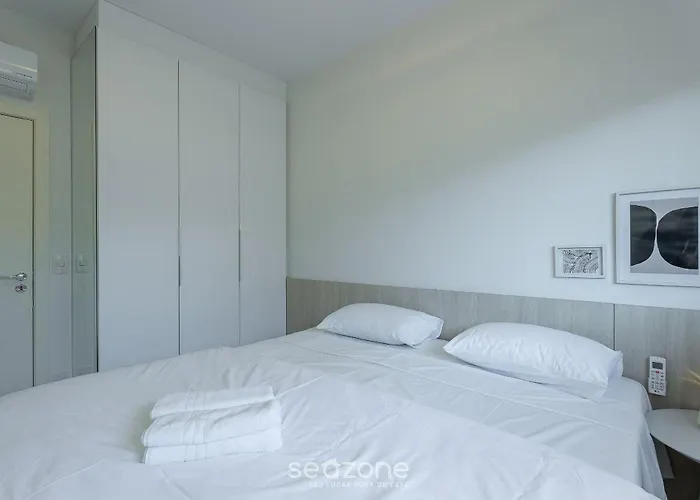 Apartamentos C/ Piscinas A 240M Do Mar Floripa-Sc Adc
