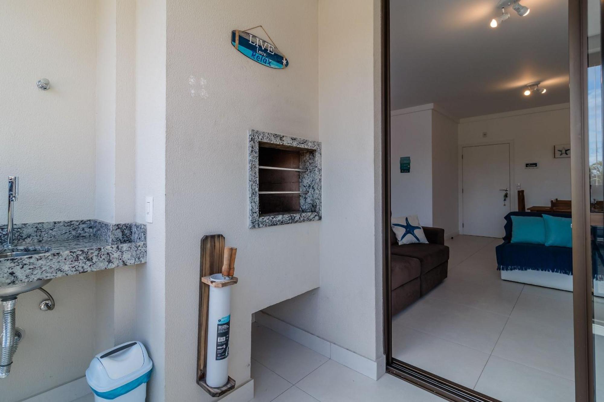 Apartment C/ Piscinas A 240m Do Mar Floripa-sc Adc